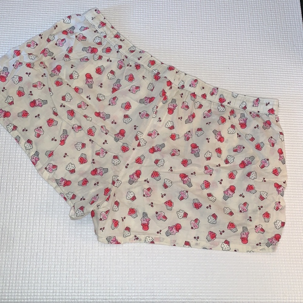 🧁🍧🍦 L Cupcake Sleep Short Dessert PJ Short - Picture 6 of 13
